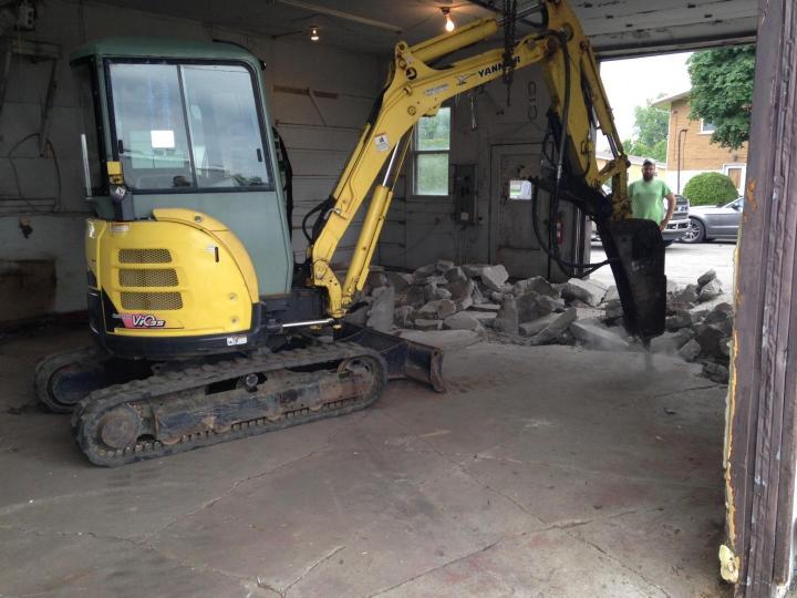 Repair specialists are you looking for concrete slab repair specialists in montreal? Contact mi-can inc paysagiste & pavages.