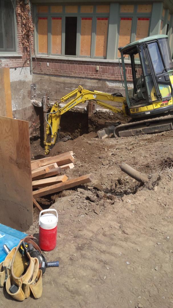 Specialists in french drain replacement based in Montreal, mi-can inc paysagiste & pavages specializes in french drain replacement.